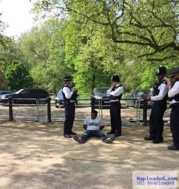 Biafra protesters arrested near Buckingham Palace (Photo)